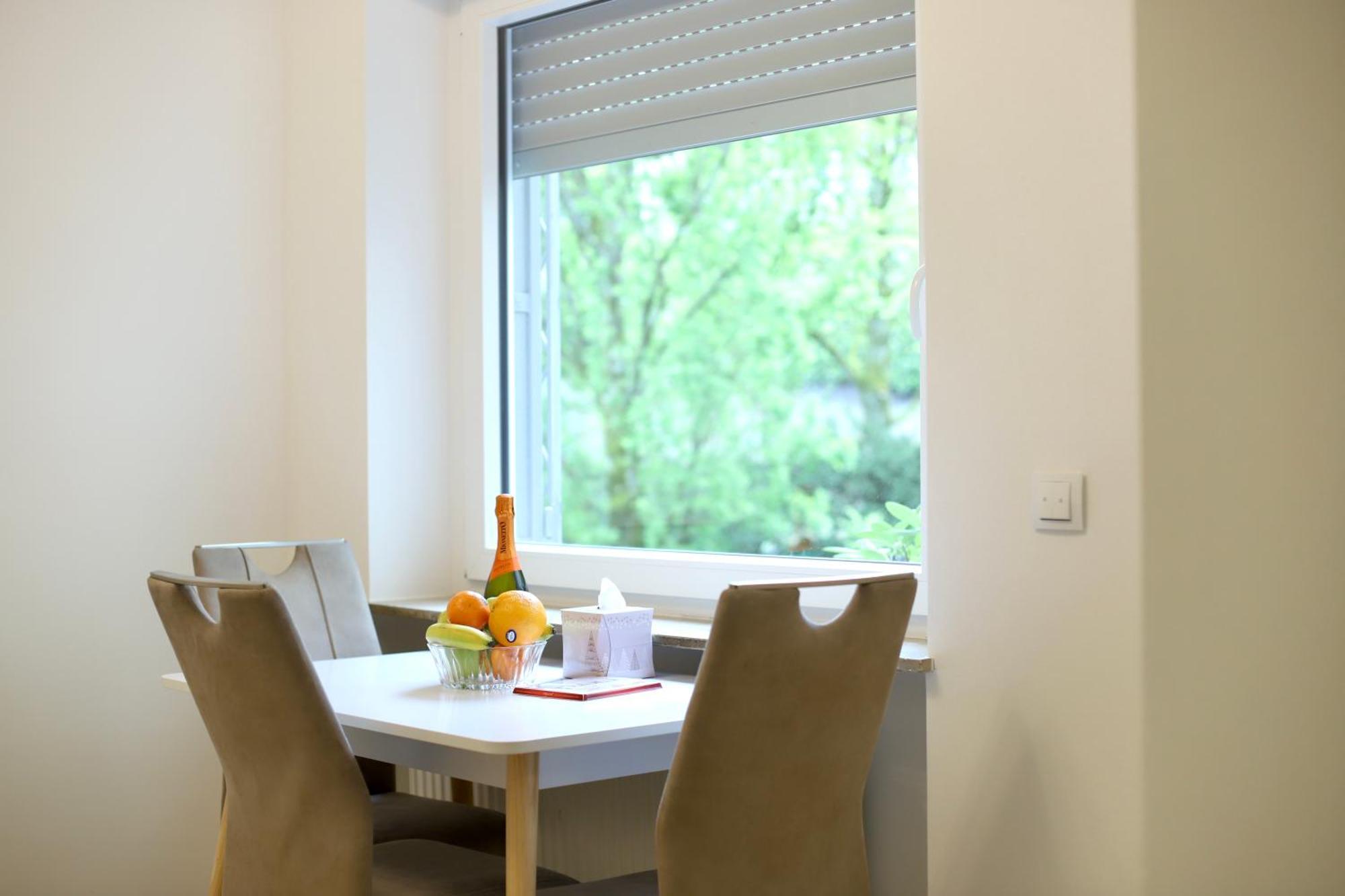 Exsklusiv Apartment Im Mittelpunkt Baden-Baden Luaran gambar