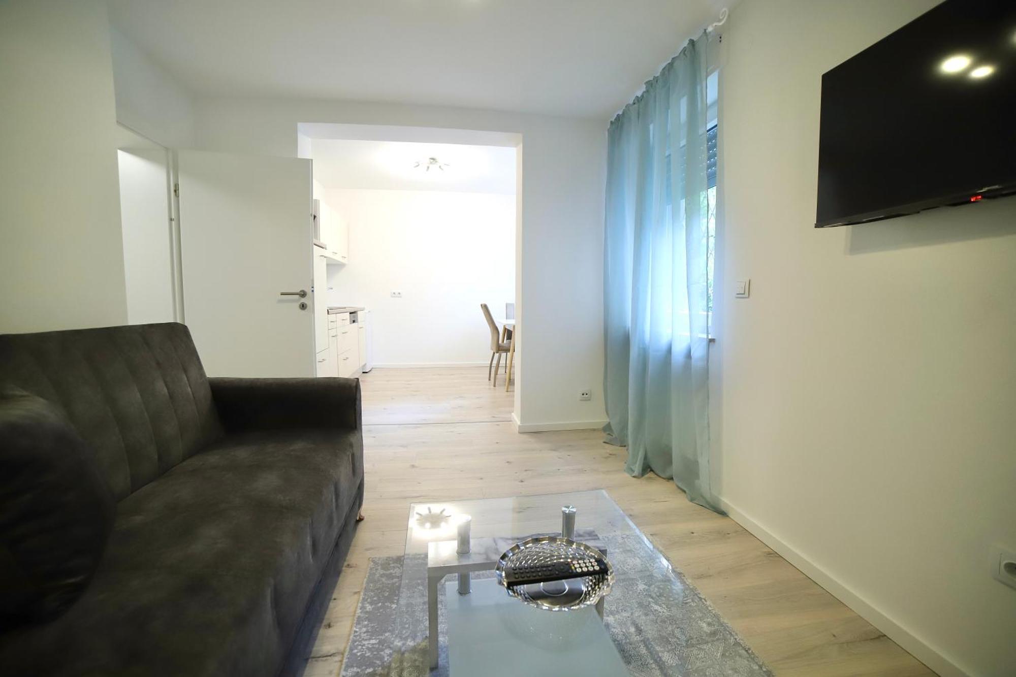 Exsklusiv Apartment Im Mittelpunkt Baden-Baden Luaran gambar